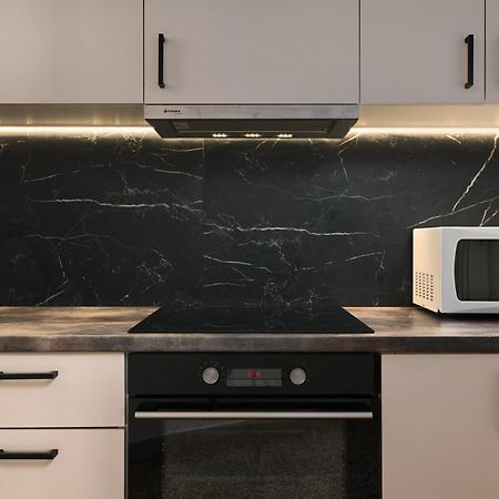 Venias Two-Bedroom Apartment Kallimarmaro And Zappeio Area Athens Ngoại thất bức ảnh