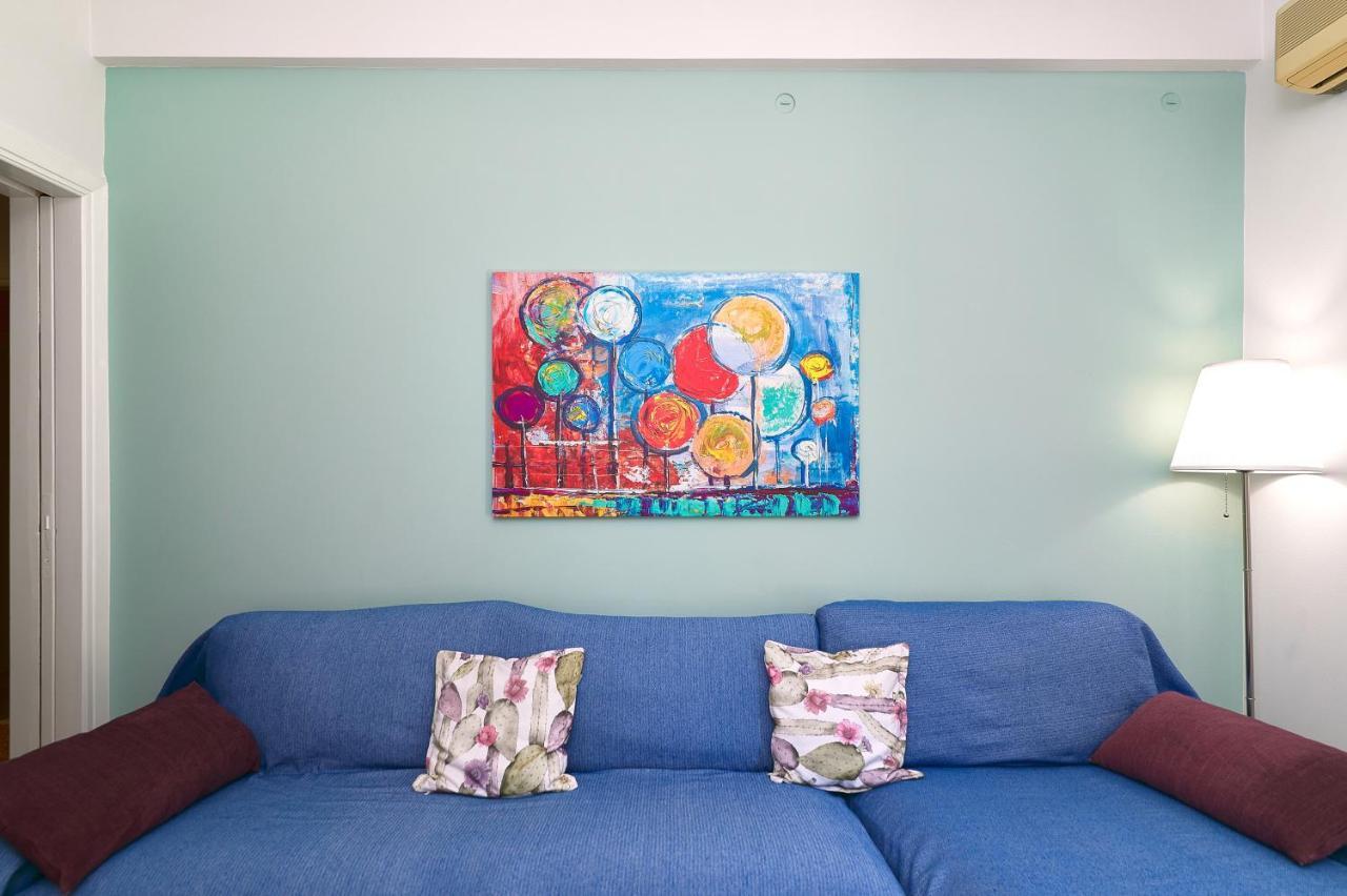 Venias Two-Bedroom Apartment Kallimarmaro And Zappeio Area Athens Ngoại thất bức ảnh