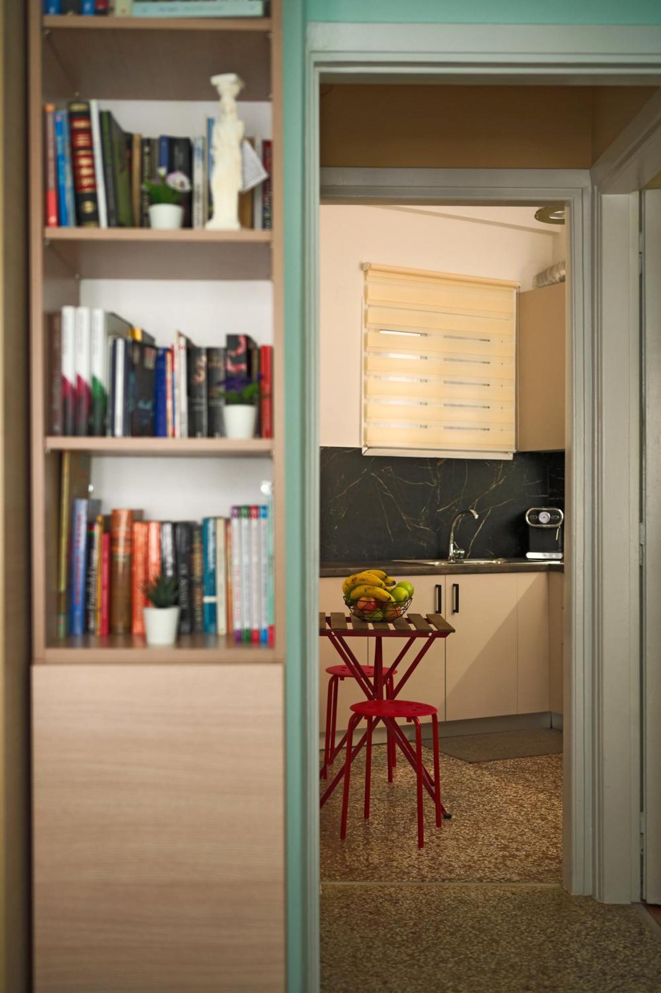 Venias Two-Bedroom Apartment Kallimarmaro And Zappeio Area Athens Ngoại thất bức ảnh