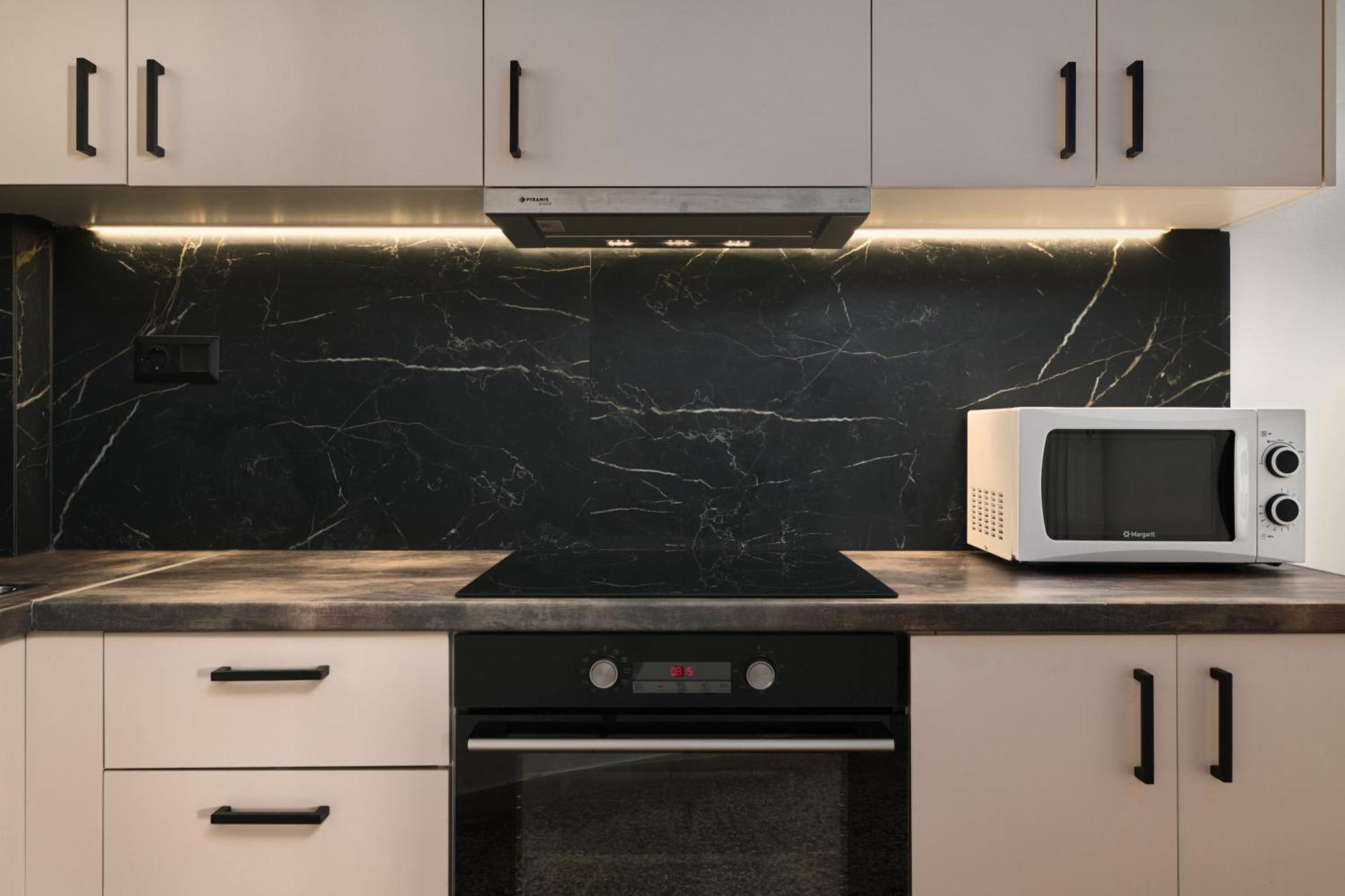 Venias Two-Bedroom Apartment Kallimarmaro And Zappeio Area Athens Ngoại thất bức ảnh