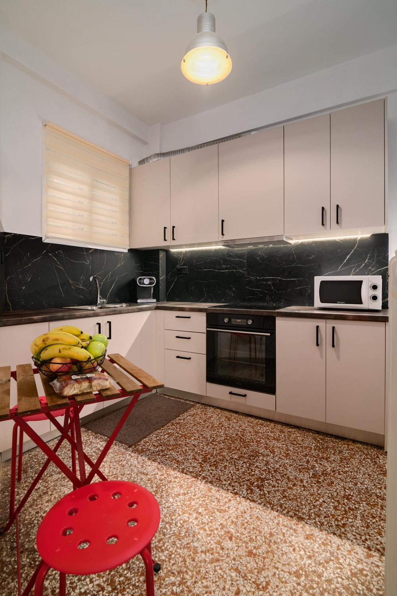 Venias Two-Bedroom Apartment Kallimarmaro And Zappeio Area Athens Ngoại thất bức ảnh